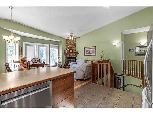 41 Rowland Lane, Okotoks, AB - Indoor