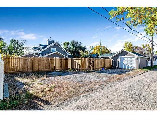 2210 23 Street, Nanton, AB - Outdoor