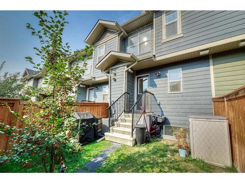 122 Cranbrook Square Se, Calgary, AB - Outdoor