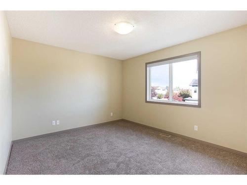 6 Cranberry Place Se, Calgary, AB - Indoor Photo Showing Other Room