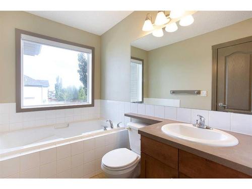 6 Cranberry Place Se, Calgary, AB - Indoor Photo Showing Bathroom