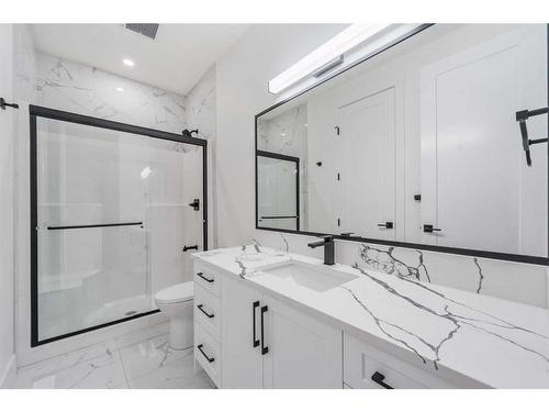 178 Kinniburgh Crescent, Chestermere, AB - Indoor Photo Showing Bathroom