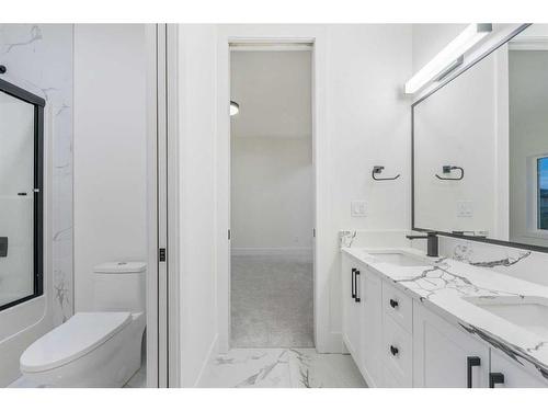 178 Kinniburgh Crescent, Chestermere, AB - Indoor Photo Showing Bathroom