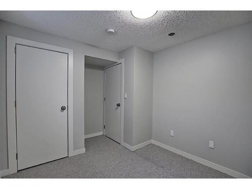 2011 39 Street Se, Calgary, AB - Indoor Photo Showing Other Room