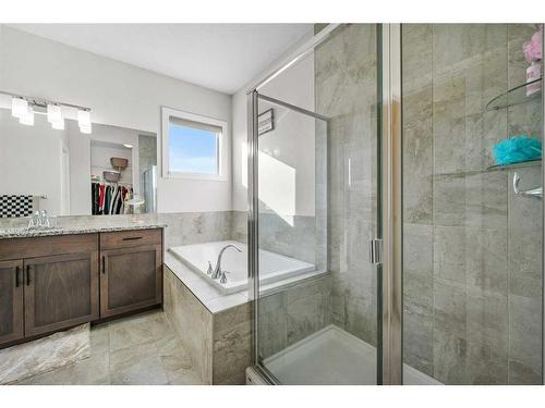 55 Walden Place Se, Calgary, AB - Indoor Photo Showing Bathroom