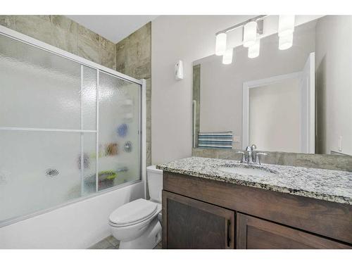 55 Walden Place Se, Calgary, AB - Indoor Photo Showing Bathroom