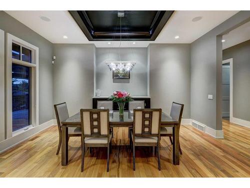 16 Spring Valley Way Sw, Calgary, AB - Indoor Photo Showing Dining Room