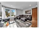 6736 43 Avenue Ne, Calgary, AB  - Indoor Photo Showing Living Room 