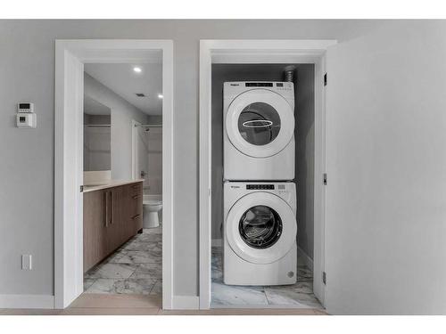 3518-60 Skyview Ranch Road Ne, Calgary, AB - Indoor Photo Showing Laundry Room