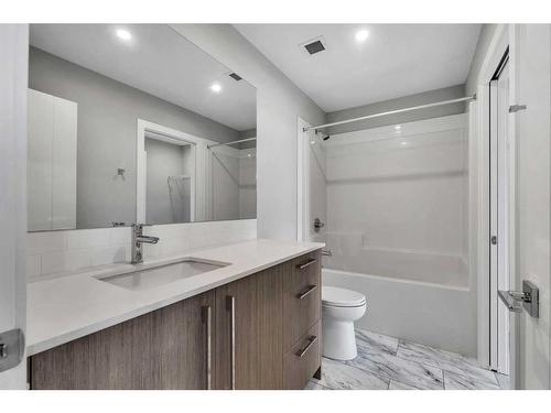 3518-60 Skyview Ranch Road Ne, Calgary, AB - Indoor Photo Showing Bathroom