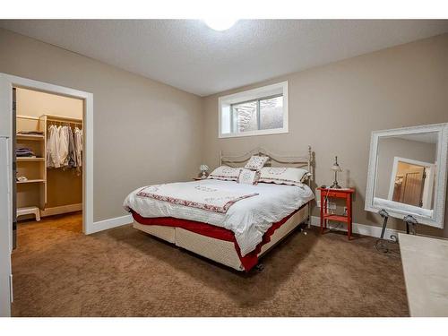 244122 Conrich Road, Rural Rocky View County, AB - Indoor Photo Showing Bedroom