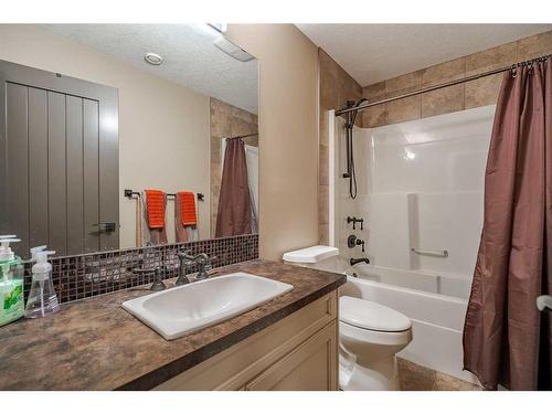 244122 Conrich Road, Rural Rocky View County, AB - Indoor Photo Showing Bathroom