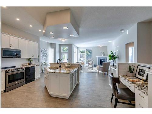 65 Discovery Ridge Road Sw, Calgary, AB - Indoor Photo Showing Kitchen With Upgraded Kitchen