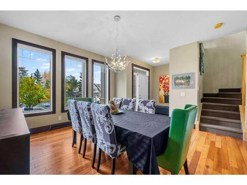 1311 21 Avenue Nw, Calgary, AB - Indoor Photo Showing Dining Room