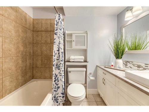 3101-13045 6 Street Sw, Calgary, AB - Indoor Photo Showing Bathroom