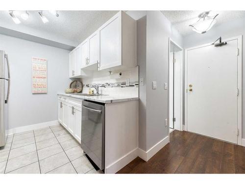 3101-13045 6 Street Sw, Calgary, AB - Indoor Photo Showing Kitchen