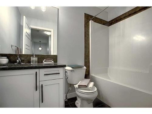 306 Sundown Road, Cochrane, AB - Indoor Photo Showing Bathroom