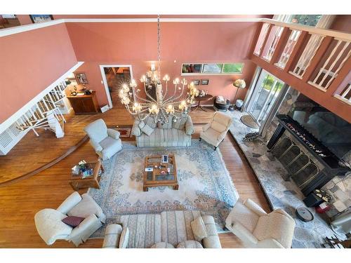 233107 Wintergreen Road, Rural Rocky View County, AB -  Photo Showing Living Room