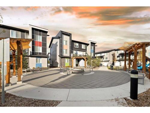 102-130 Redstone Walk Ne, Calgary, AB - Outdoor