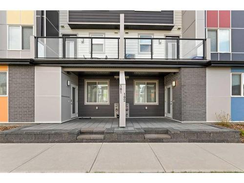 102-130 Redstone Walk Ne, Calgary, AB - Outdoor