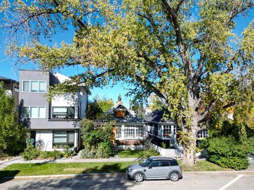 1304 Gladstone Road Nw, Calgary, AB - Outdoor