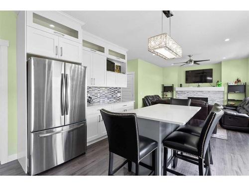 1412 Price Close, Carstairs, AB - Indoor Photo Showing Dining Room