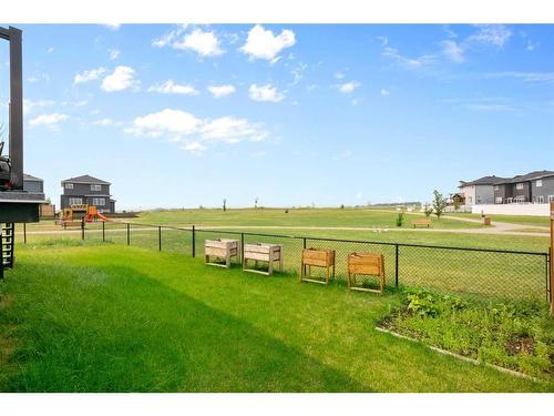 1412 Price Close, Carstairs, AB - Outdoor