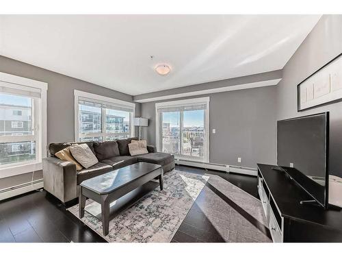 7315-302 Skyview Ranch Drive Ne, Calgary, AB - Indoor Photo Showing Living Room