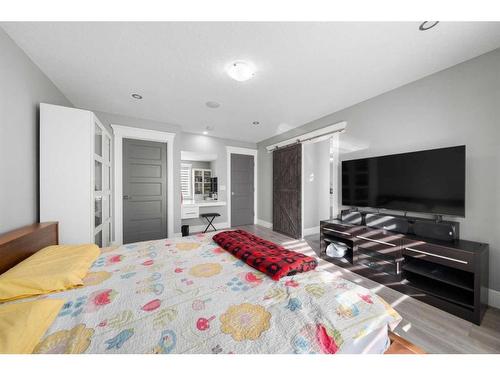 2002 38 Street Se, Calgary, AB - Indoor Photo Showing Bedroom