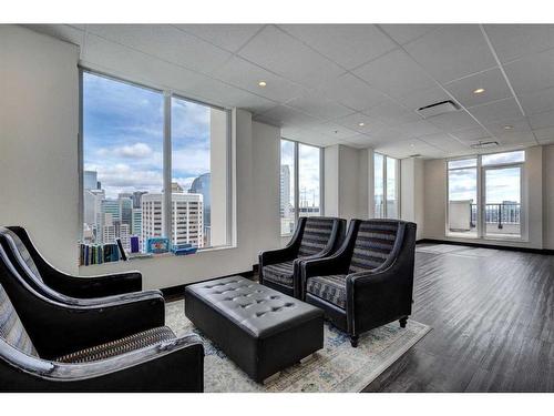 2108-930 6 Avenue Sw, Calgary, AB - Indoor