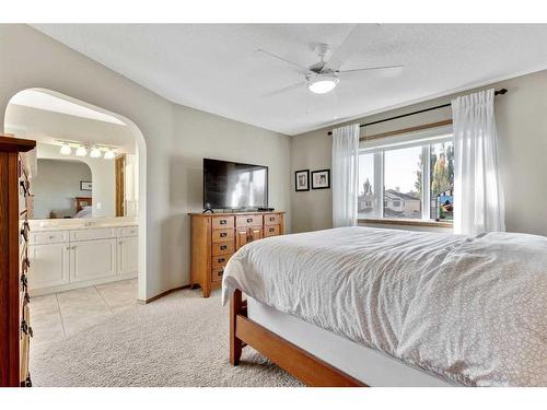 234 Mt Assiniboine Place Se, Calgary, AB - Indoor Photo Showing Bedroom