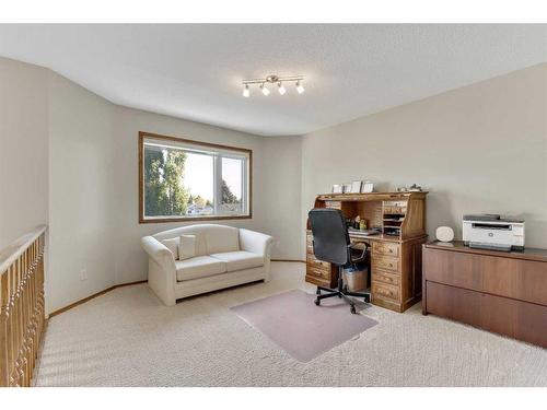 234 Mt Assiniboine Place Se, Calgary, AB - Indoor