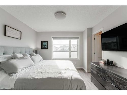 260 Corner Meadows Way Ne, Calgary, AB - Indoor Photo Showing Bedroom