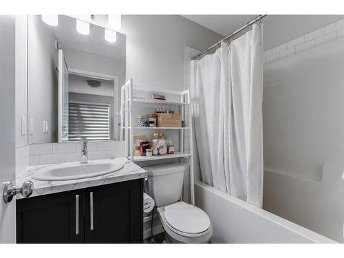 260 Corner Meadows Way Ne, Calgary, AB - Indoor Photo Showing Bathroom