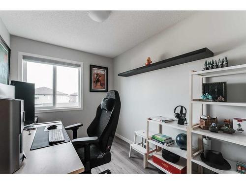 260 Corner Meadows Way Ne, Calgary, AB - Indoor Photo Showing Office