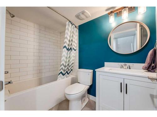 242 Cranford Way Se, Calgary, AB - Indoor Photo Showing Bathroom