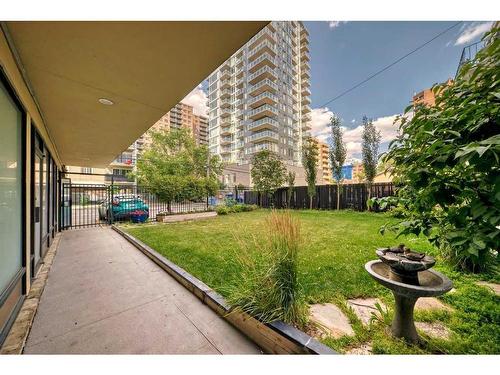 208-1330 15 Avenue Sw, Calgary, AB - Outdoor