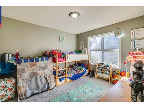 137 Bridlewood Lane Sw, Calgary, AB - Indoor Photo Showing Bedroom