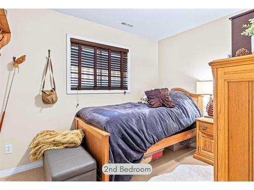 2-614 3Rd Street, Canmore, AB - Indoor Photo Showing Bedroom