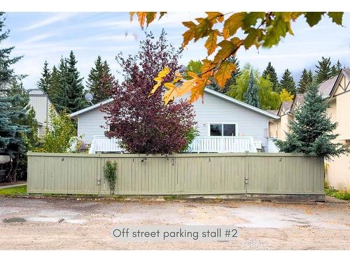 2-614 3Rd Street, Canmore, AB - Outdoor