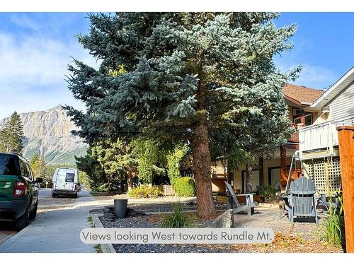 2-614 3Rd Street, Canmore, AB - Outdoor