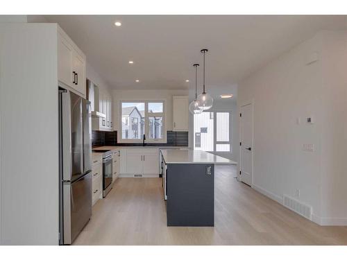 325-85 Sage Hill Heights, Calgary, AB - Indoor Photo Showing Kitchen