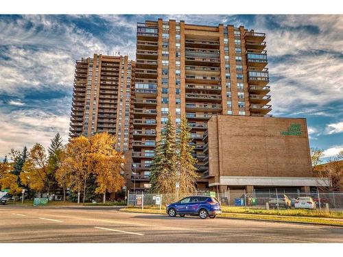 516-9800 Horton Road Sw, Calgary, AB - Outdoor With Balcony With Facade