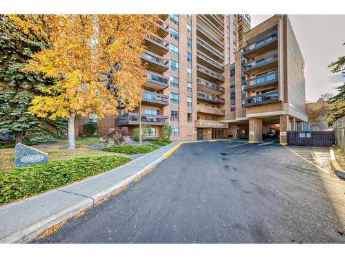 516-9800 Horton Road Sw, Calgary, AB - Outdoor With Balcony With Facade