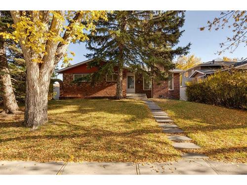 3132 Brentwood Boulevard Nw, Calgary, AB - Outdoor