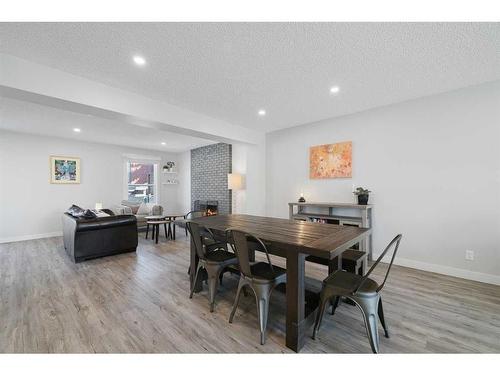 108 Cantrell Drive Sw, Calgary, AB - Indoor Photo Showing Dining Room