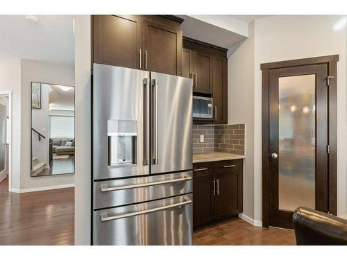 54 Walden Heath Se, Calgary, AB - Indoor Photo Showing Kitchen