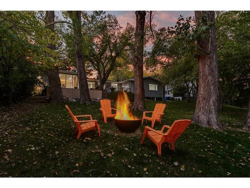 82 Massey Place Sw, Calgary, AB - Outdoor