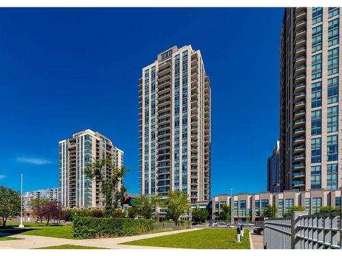 1208-1118 12 Avenue Sw, Calgary, AB - Outdoor With Facade