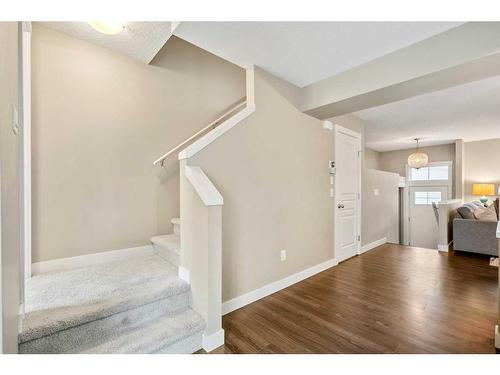 949 Mckenzie Towne Manor Se, Calgary, AB - Indoor Photo Showing Other Room